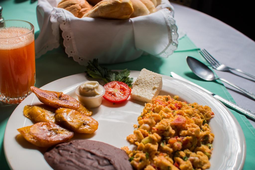 Hotel Modelo Quetzaltenango Dış mekan fotoğraf