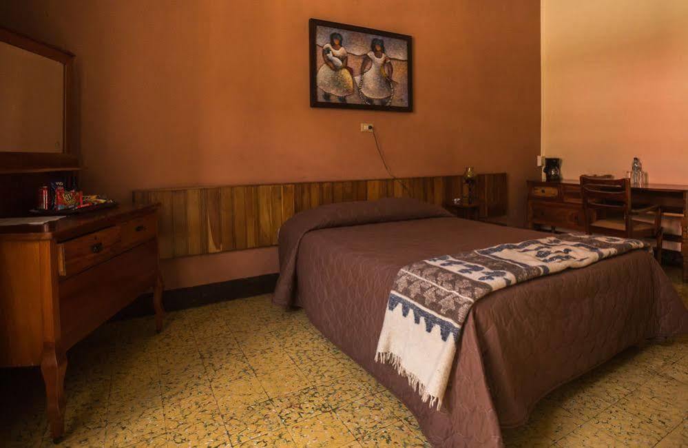 Hotel Modelo Quetzaltenango Dış mekan fotoğraf
